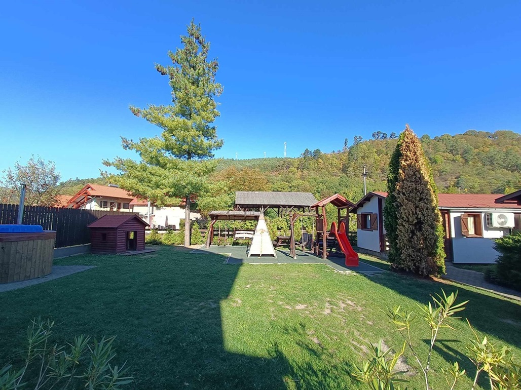 Cazare in Praid - PENSIUNEA CSATARI - Praid Cazare in Praid - PENSIUNEA CSATARI - Praid